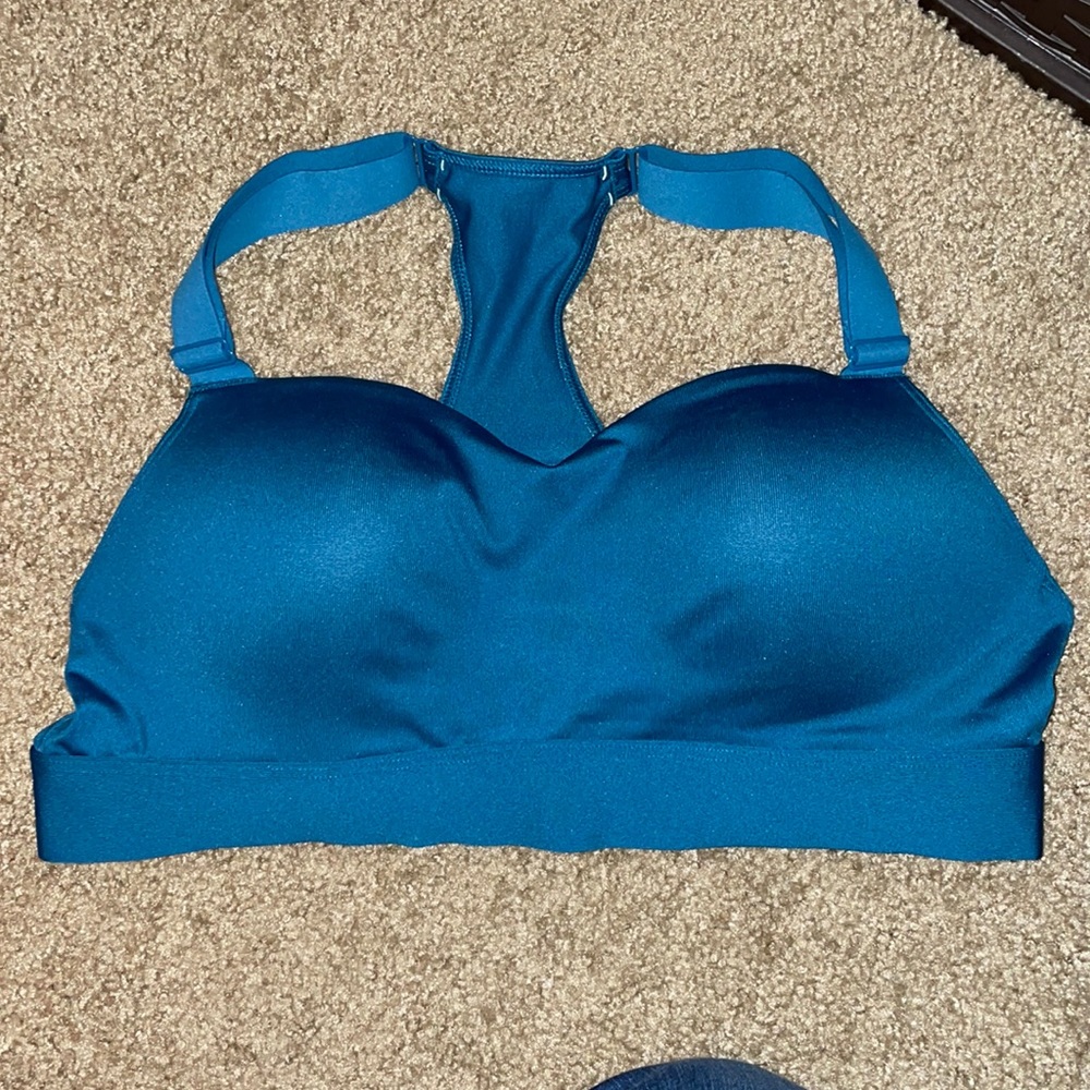 Victoria’s Secret PINK Sports Bra